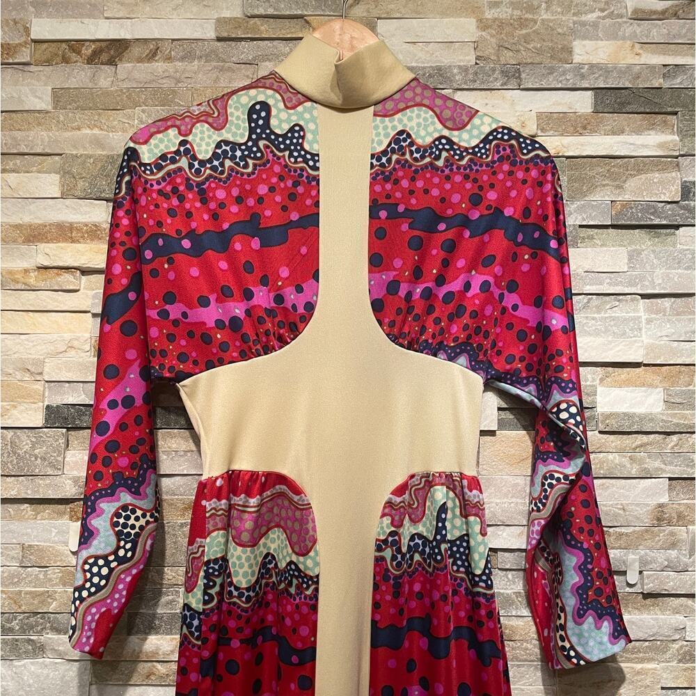 Vintage 70s Disco Queen Maxi Dress M | Cutout Waist, Psychedelic Mod Print - Picture 4 of 7